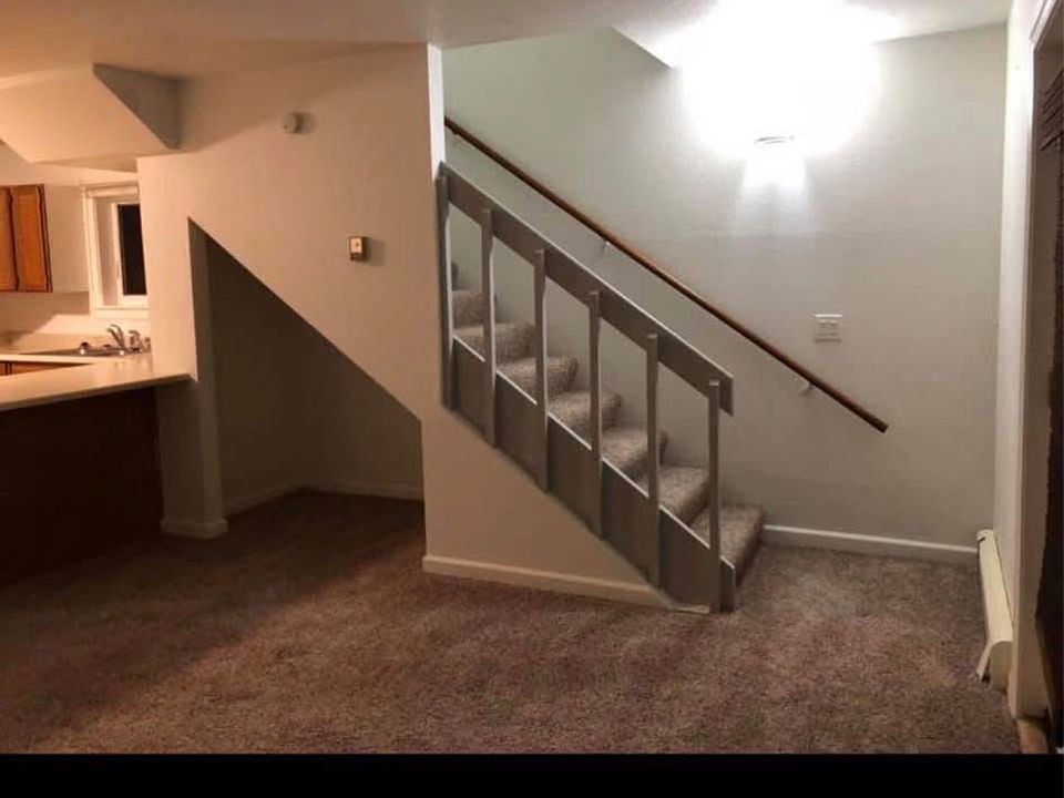 1st image of 4777 Glasgow Dr #1