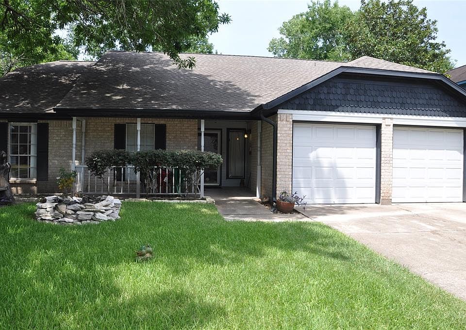 1st image of 2305 Colleen Dr
