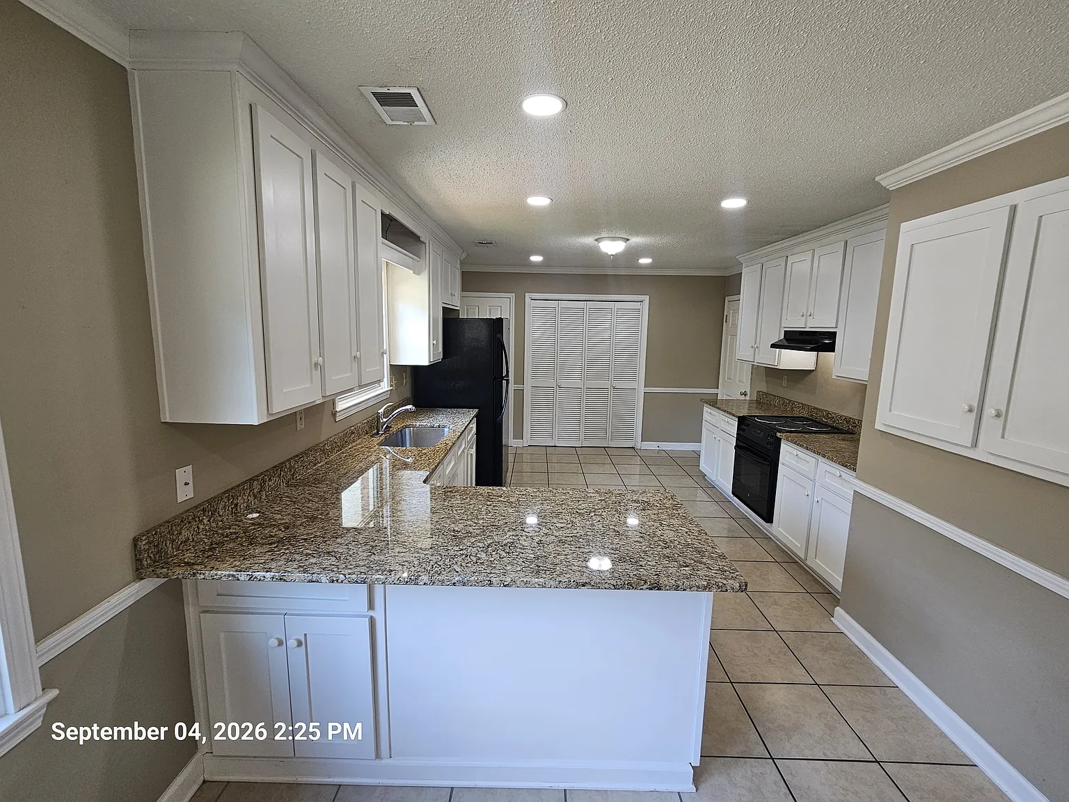 4 bed, 1726 sqft, $1,550 — Photo 3
