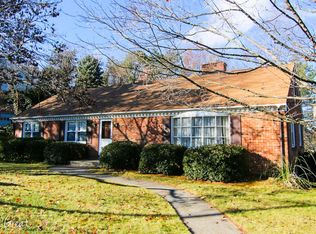 5303 Luwana Dr, Roanoke, VA 24018