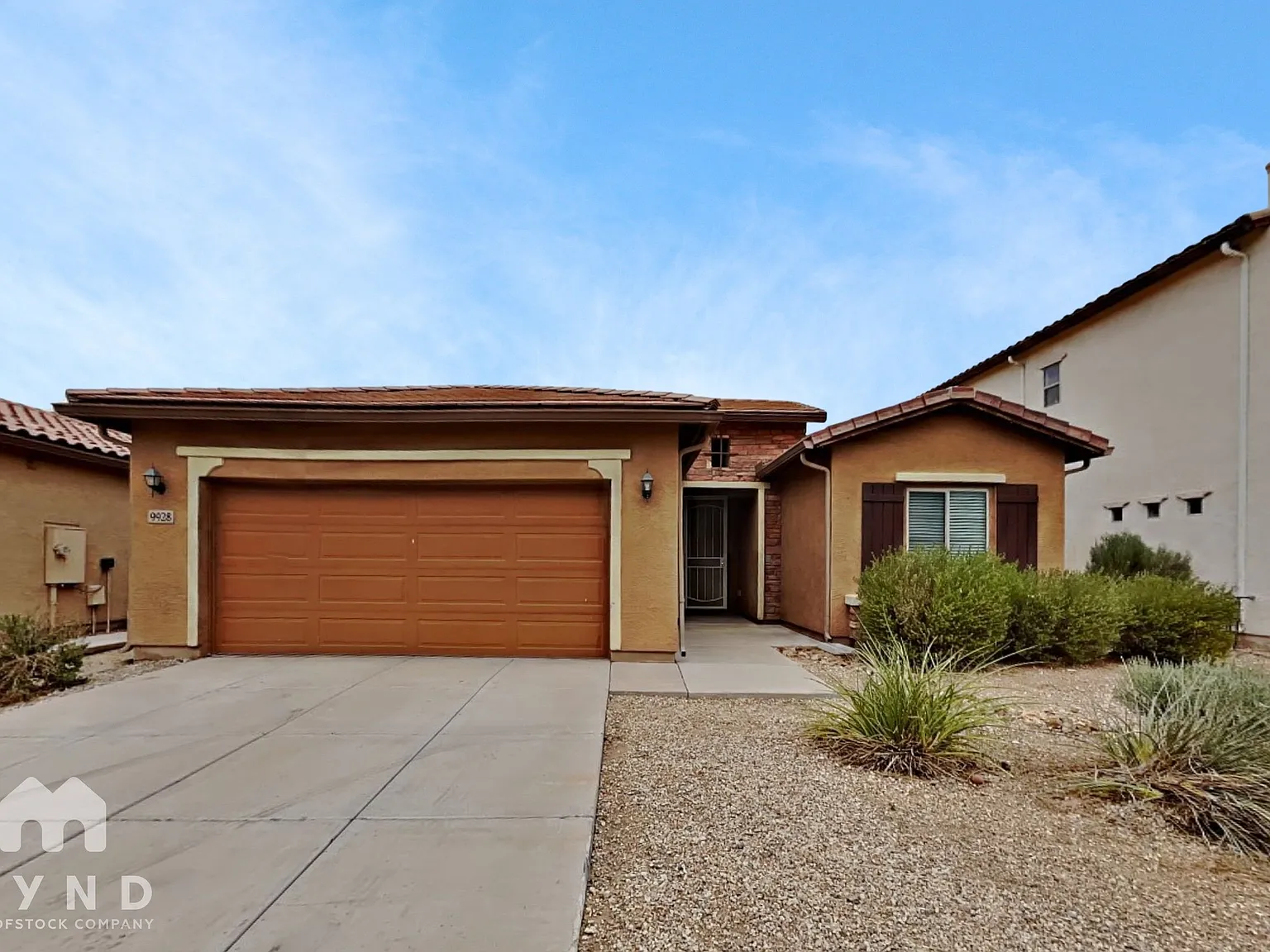 4 bed, 3.0 bath, 1809 sqft, $2,255 — Photo 1