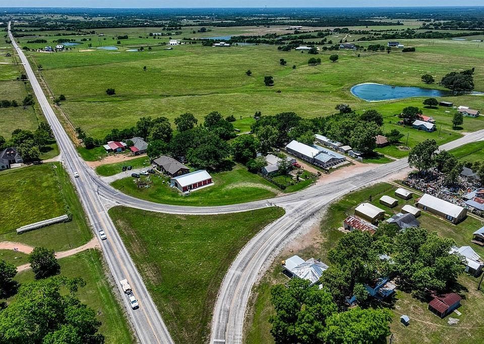 482 Spur Carmine, TX, 78932 Apartments for Rent Zillow