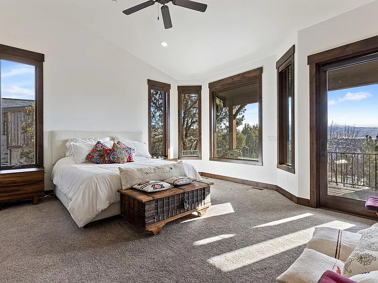 688 N Explorer Peak Dr — Photo 34