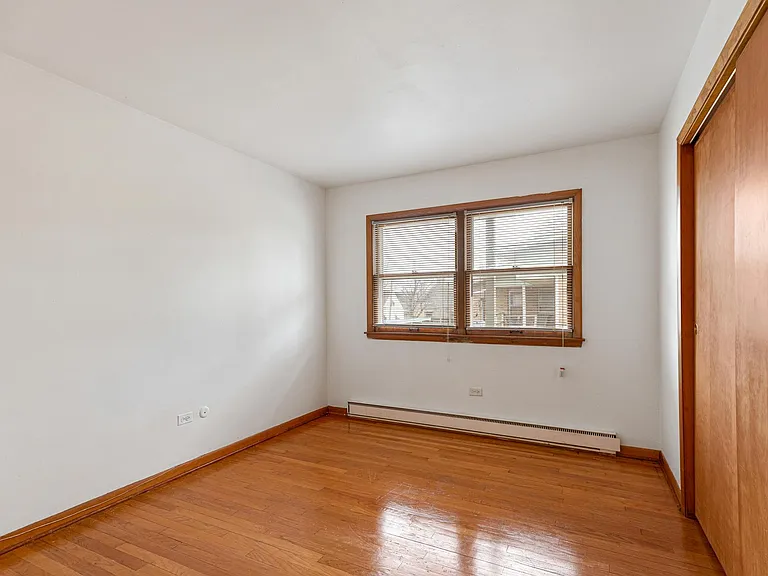 406 W Jackson St — Photo 8