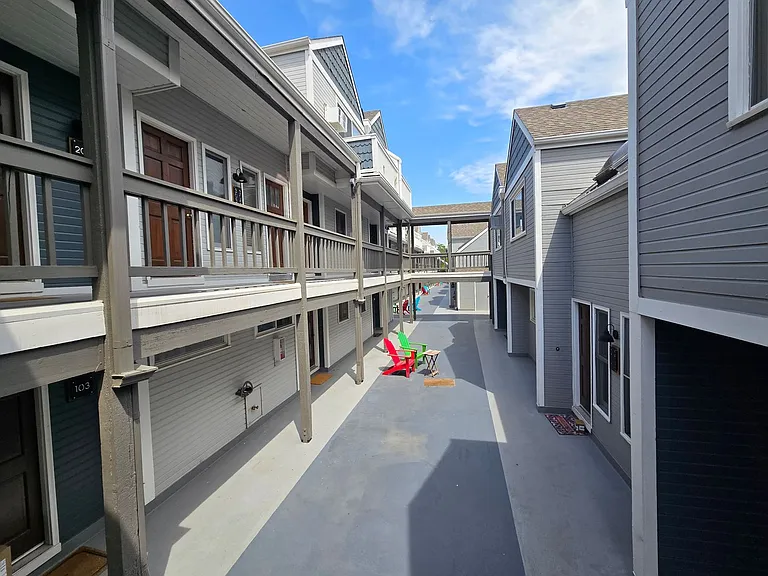 2201 Pearl St #217 — Photo 44