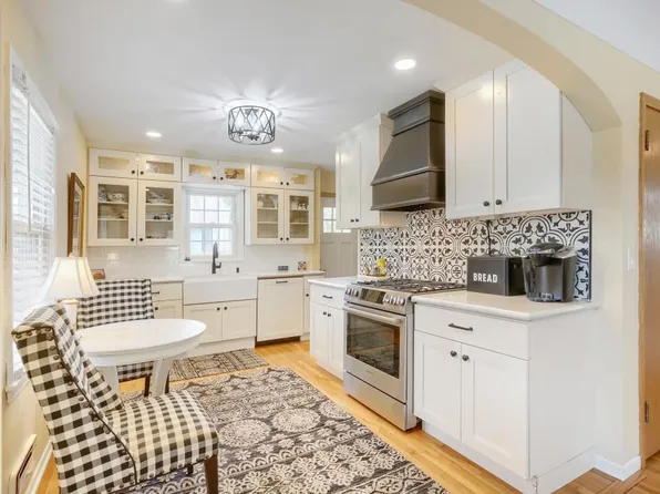 3225 Alabama Ave S, Saint Louis Park, MN 55416