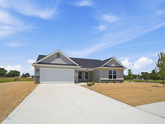 2nd image of 1300 Rye Dr