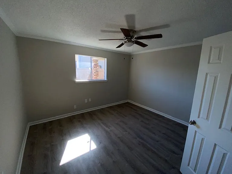 1545-1547 La Annie Dr — Photo 17