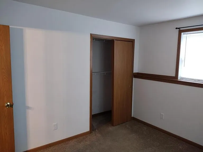 1103 Arthur Ave — Photo 11