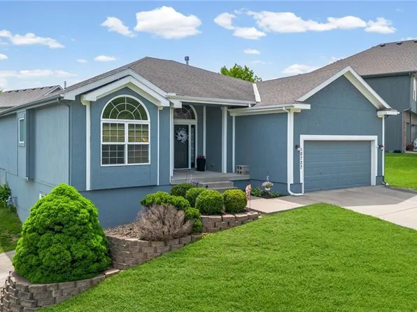 10727 N Tennessee Ave, Kansas City, MO 64157