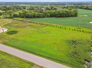 6126 Gustavus Dr, Maple Plain, MN 55359