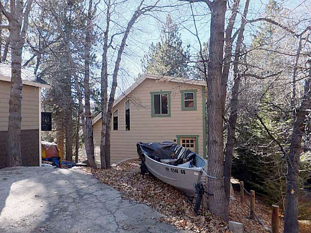 1st image of 586 Oak Knoll Circle Dr