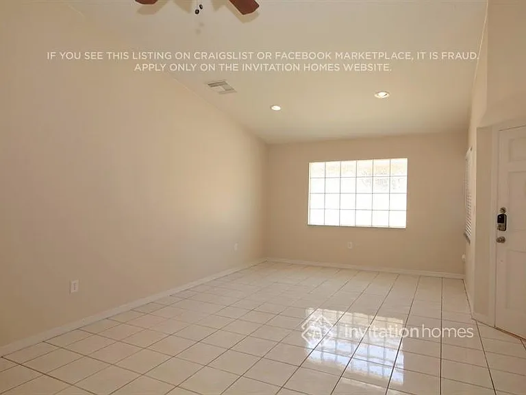 504 SW 177th Ave — Photo 2