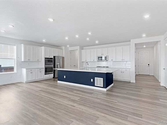 5th image of 14601 Hudson Street