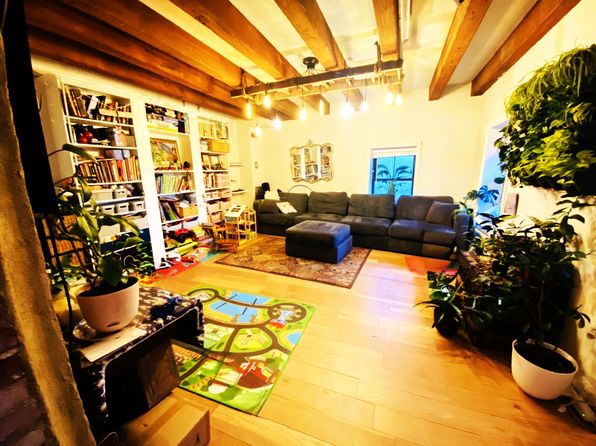 99 Fulton St APT 5-4