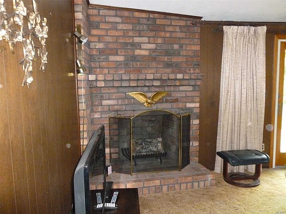 4th image of 4 Cresthill Pl