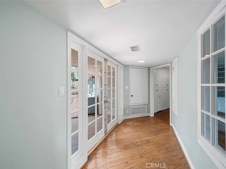 905 Emerald Bay — Photo 27