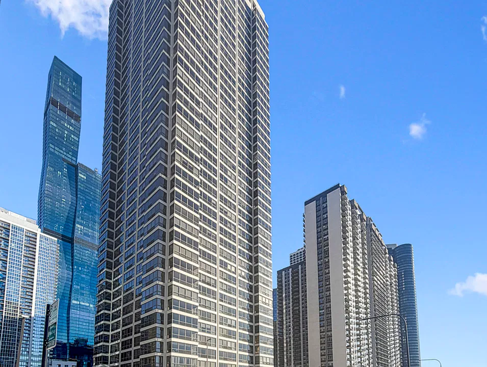 360 E Randolph St #2203
