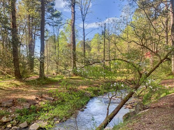 530 Dover Chapel Ter, Ellijay, GA 30540