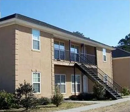 Savage Creek Apartments - 22 E Dubois Street — Photo 1
