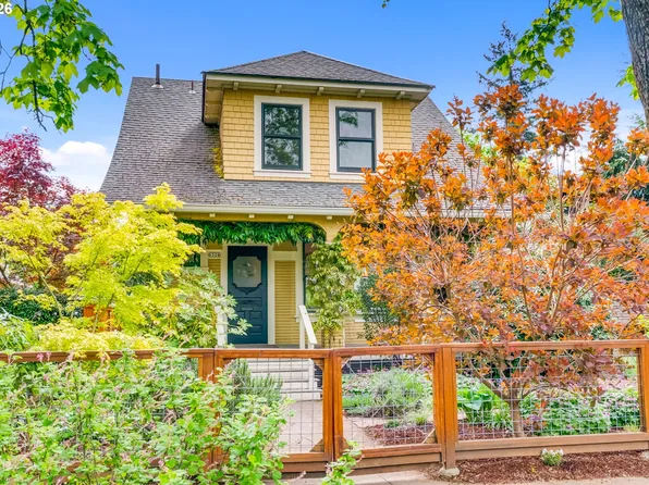 6326 N Commercial Ave, Portland, OR 97217