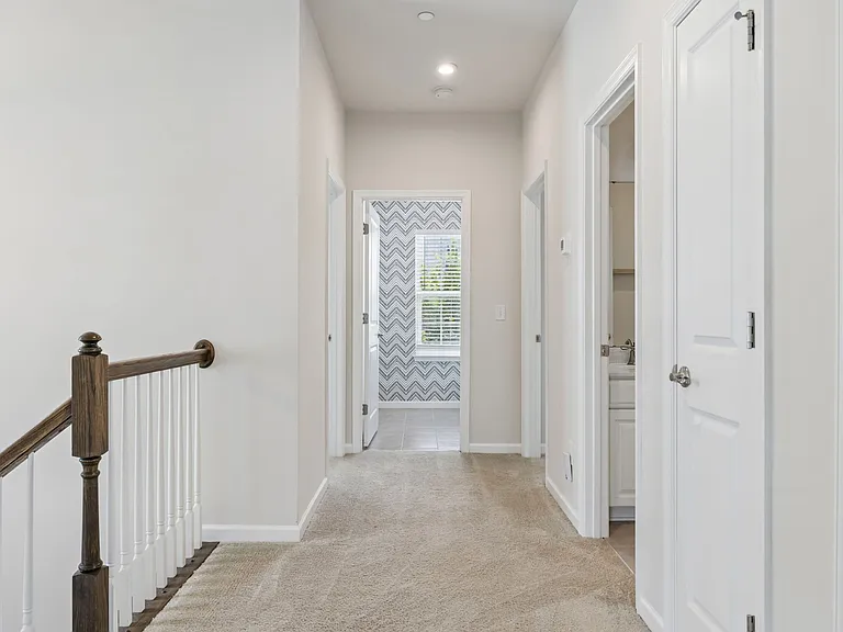 2030 Oglethorpe Dr — Photo 48