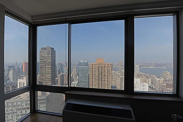 Sold by Jamie Bernstein LREB | media 15