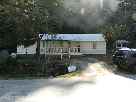 2nd image of 189 Peters Br