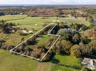 5 Louis Field Rd, Edgartown, MA 02539