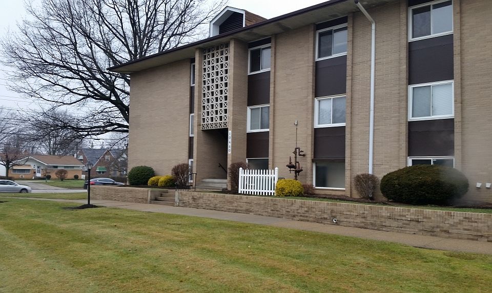 1st image of 10440 N Church Dr APT 216