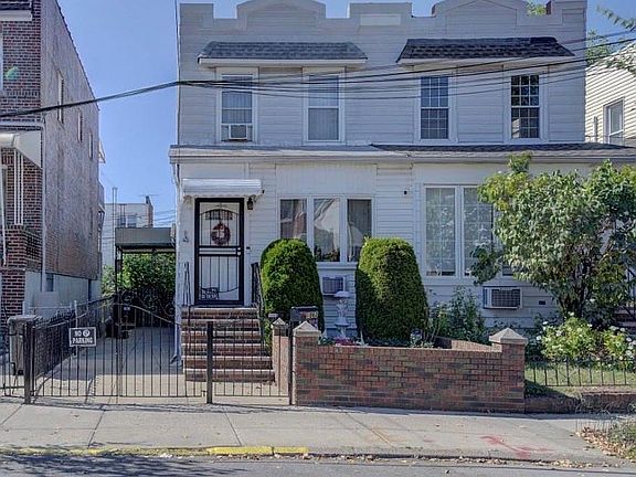 2nd image of 1862 W 3rd St