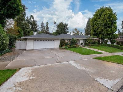 1220 Via Vallarta, Riverside, CA, 92506