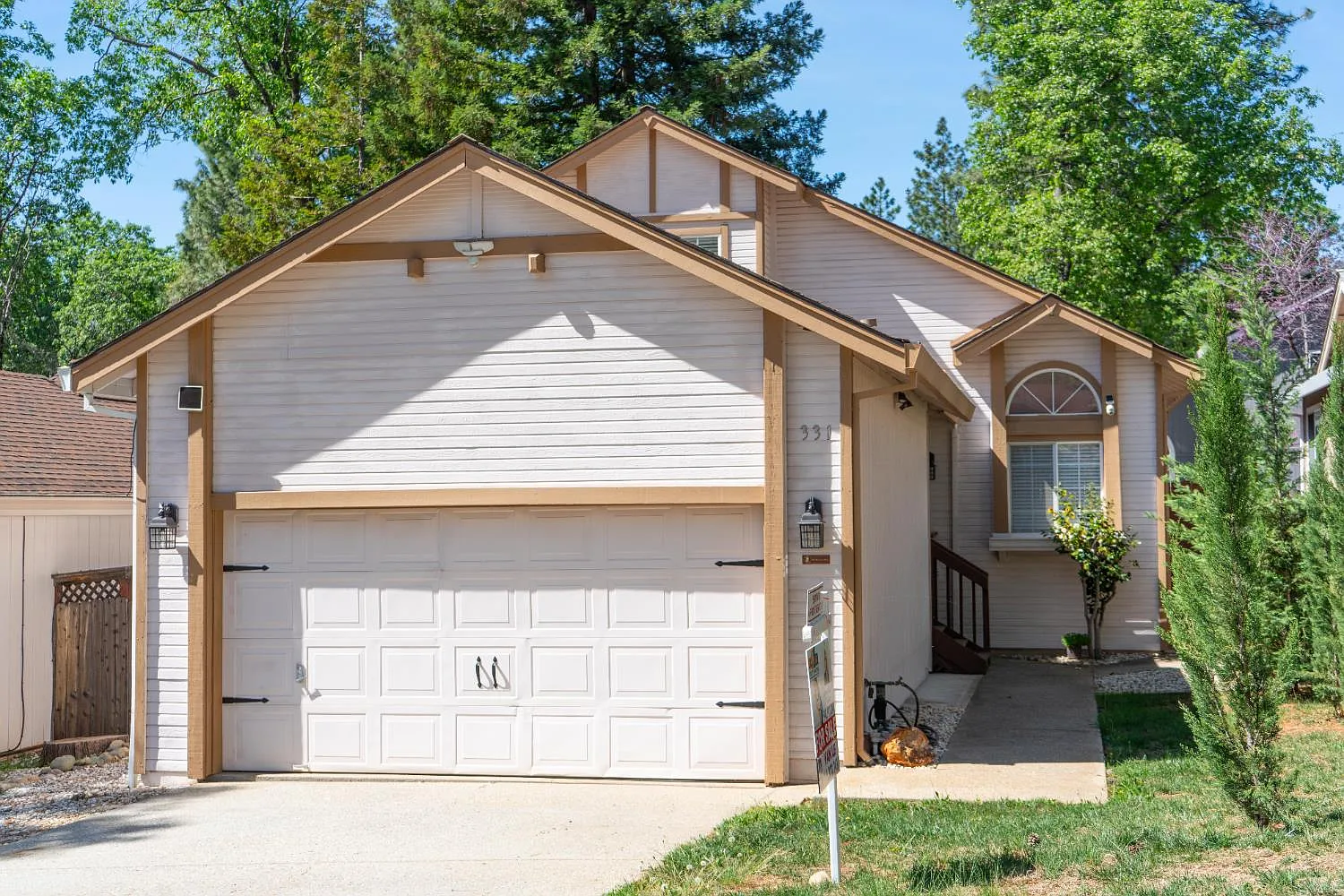331 Horizon Cir photo 1