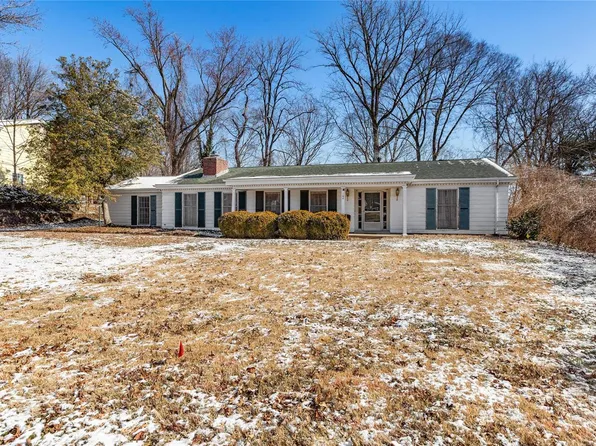 164 Southdown Dr, Chesterfield, MO 63017