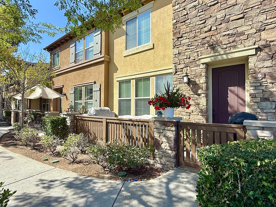 1st image of 10620 Canyon Grove Trl