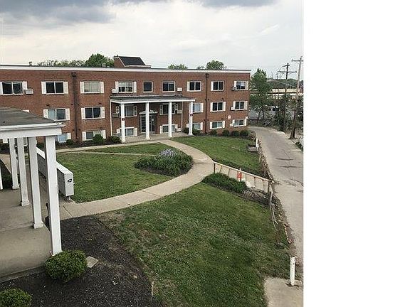 2nd image of 1491 W Rich St