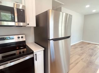 1301 Delesseps Ave, Savannah, GA 31404