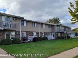 564 E Slifer St #7, Portage, WI 53901