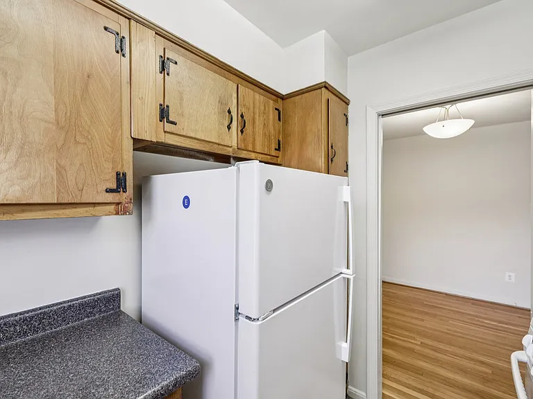 Battery Lane Apartments — Photo 48
