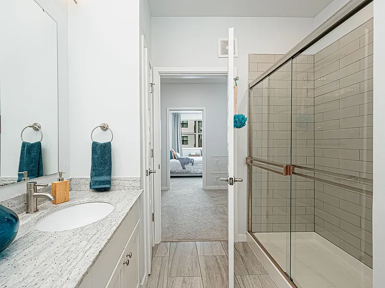 The Pointe at Polaris — Photo 14
