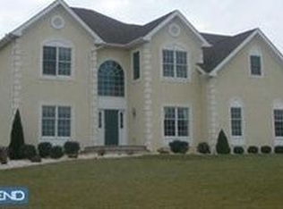 26 Harvest Ln, Hockessin, DE 19707