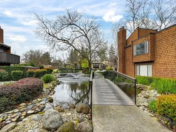 617 Woodside Sierra Unit 4, Sacramento, CA 95825