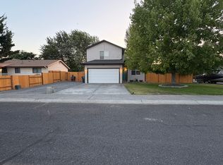 2204 Rosemont Pl S, Moses Lake, WA 98837