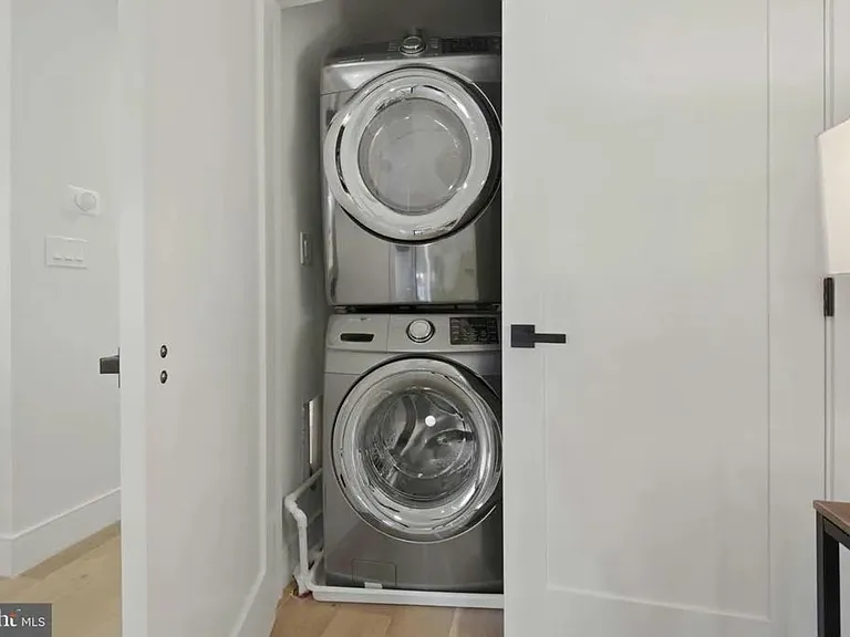 516 M St NW #3 — Photo 17