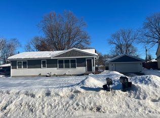 2081 Marble Ln, Eagan, MN 55122