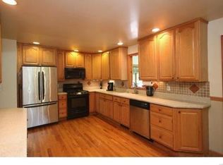 34 The Rise, Congers, NY 10920