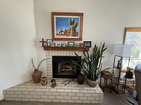 4th image of 1063 Love Ct APT A