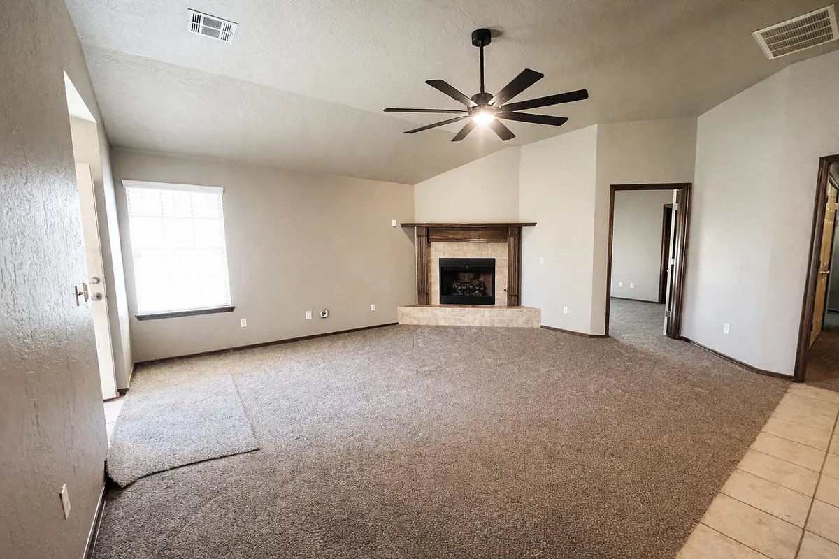 Building Photo - 15109 Kyle Dr #B