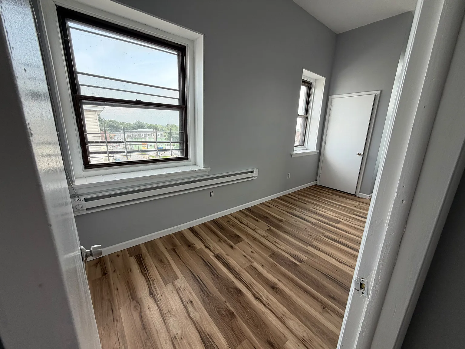 3 bed, 1100 sqft, $1,375 — Photo 4