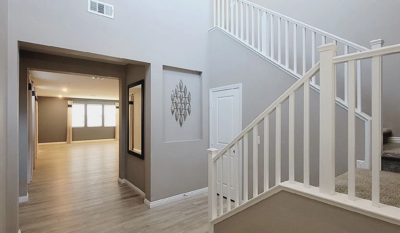 8745 Boa Vista Ave - 5 bedrooms , 3.5 bathrooms, 3059 SQFT — Photo 3
